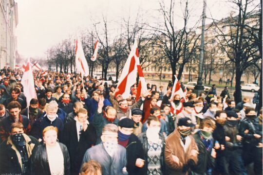Kartka z kalendarza: 17 listopada 1996 roku ulicami Mińska przeszedł “Marsz z za...