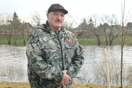 Łukaszenka-geolog i “pomysłodawca”

Na dzisiejszym spotkaniu poświęconym rozwojo...