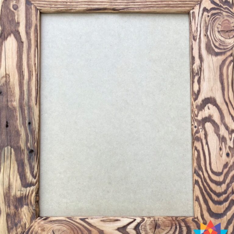 Naturalna, ręcznie wykonana drewniana rama, która pięknie wyeksponuje wspomnienia, ilustracje lub wyjątkowe zd...