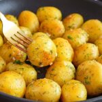 Nigdy nie jadłam tak pysznych ziemniaków! Szybkie i niesamowicie proste przepisy!