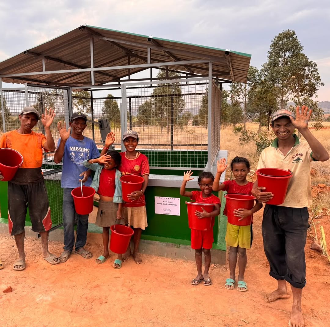 Środowe pozdrowienia przyszły z Andranovelona na Madagaskarze, gdzie powstała studnia głębinowa. Dziękujemy za...