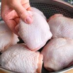 Szef kuchni nauczył mnie, jak prawidłowo gotować udka z kurczaka! Proste, smaczne i bardzo zdrowe!