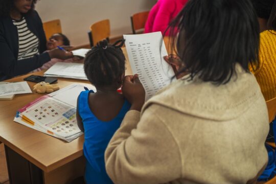 Tak bardzo się cieszymy, że to się udało!  Rozpoczęliśmy lekcje języka polskiego 2025/2026. Uchodźcy i uchodźc...