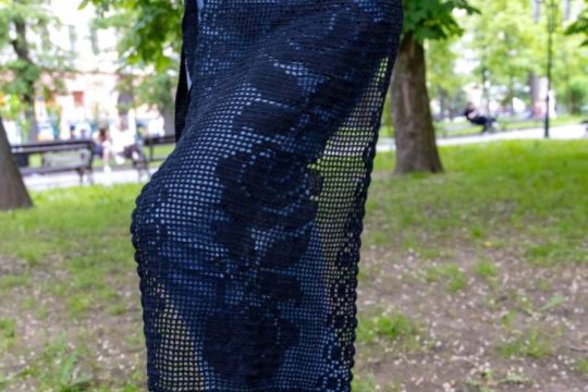 Ten ręcznie wykonany fartuszek to absolutny hit dla osób kochających styl boho, etniczne akcenty i niepowtarza...