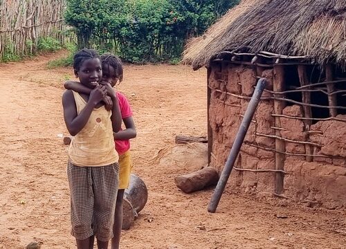 W Moxico Vello / Angola wkrótce rozpocznie działalność kuchnia przy Centrum Kobiet i Dzieci oraz punkt apteczn...