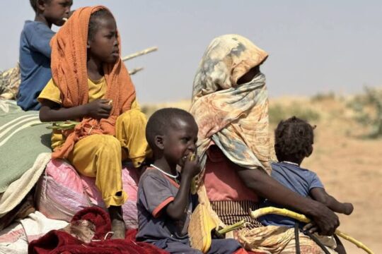 W Sudanie od połowy kwietnia 2023 r. toczy się konflikt między wojskami rządowymi (SAF) a Siłami Szy...