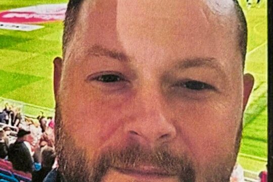 Zaginął
Łukasz Bulla, lat 38
#krapkowice #stradunia #opolskie #niemcy #policja_k...