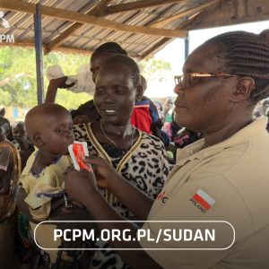Abuk niedawno skończyła dwa lata. Jej rodzina mieszka na terenach zalewowych, gdzie powodzie niszczą...