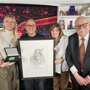 Kilka dni temu gościliśmy w Fundacji wyjątkowych gości - obecną panią dyrektor ...