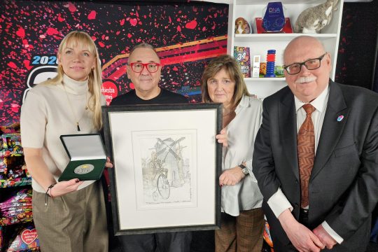 Kilka dni temu gościliśmy w Fundacji wyjątkowych gości - obecną panią dyrektor ...