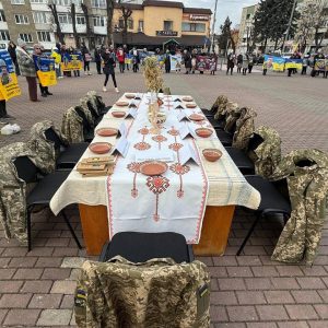 “Kolacja, na której ich nie ma”

Wczoraj w mieście Stryj w obwodzie lwowskim rod...