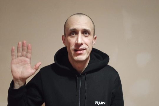 Paweł Siewiaryniec to znany polityk opozycji i pisarz. Był jednym z liderów Młod...