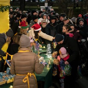 W Kulczyk Foundation jesteśmy blisko ludzi przez cały rok. W czasie świąt ta bliskość ma dla nas szc...