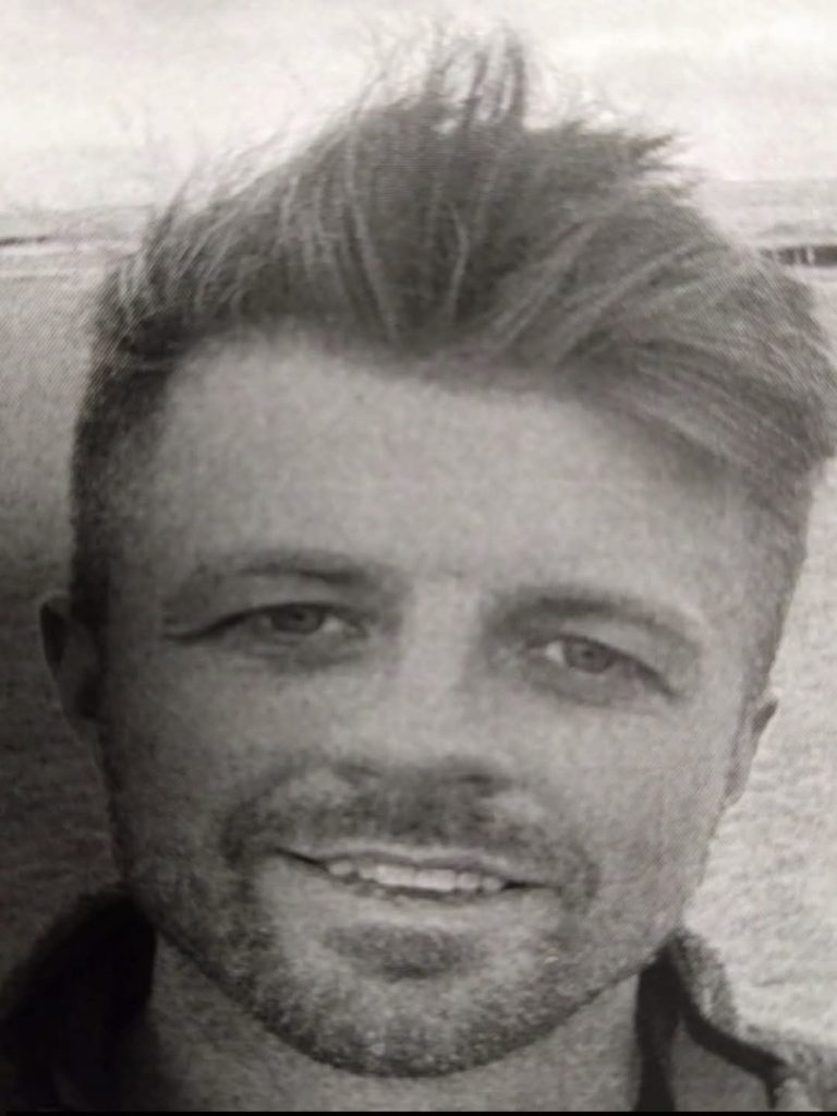 Zaginął 
Bartłomiej Sirko, lat 37
#wadowice #małopolskie #policjaWadowice #zagin…